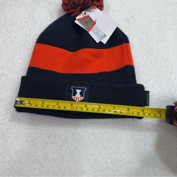 University of Illinois Knit Hat - Picture 5 of 9